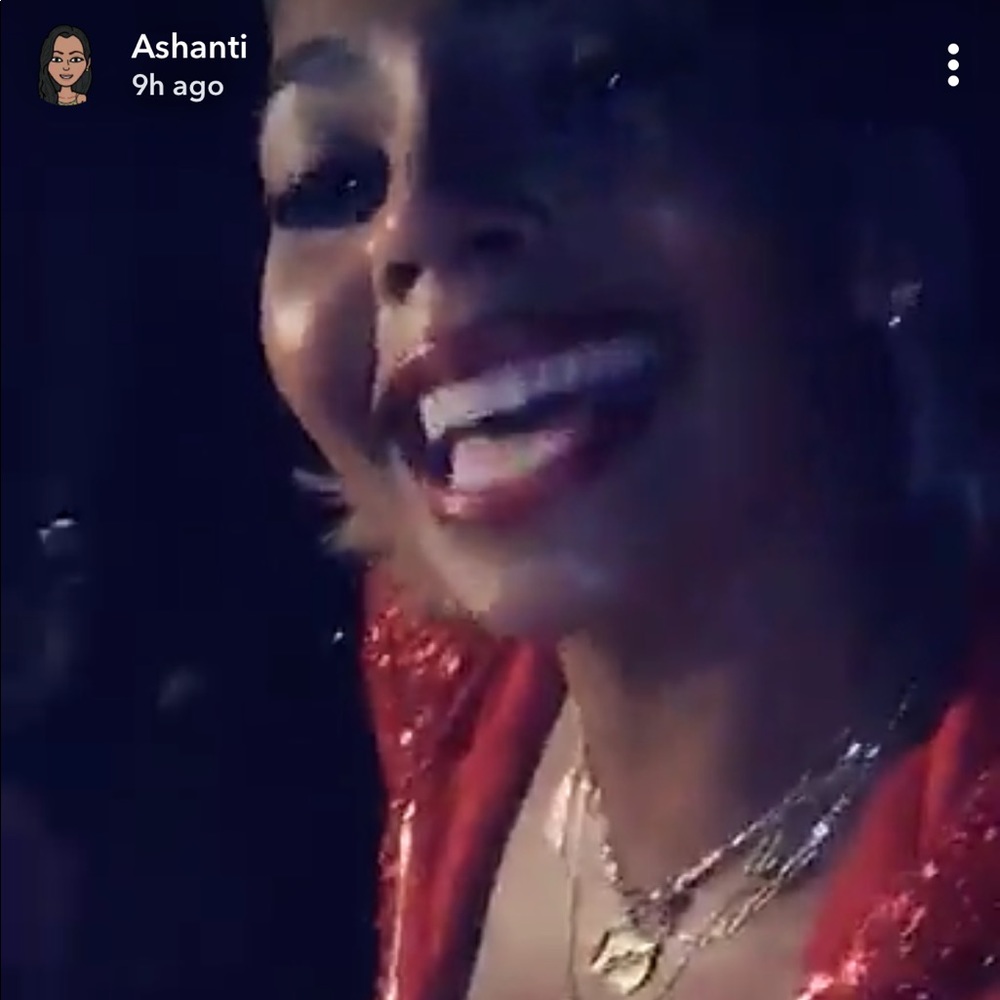 Red Sequin Jumpsuit PERFECT FOR VALENTINE’s DAY❤️ - Picture 4 of 9